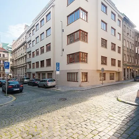 Luxury In The Heart Of *